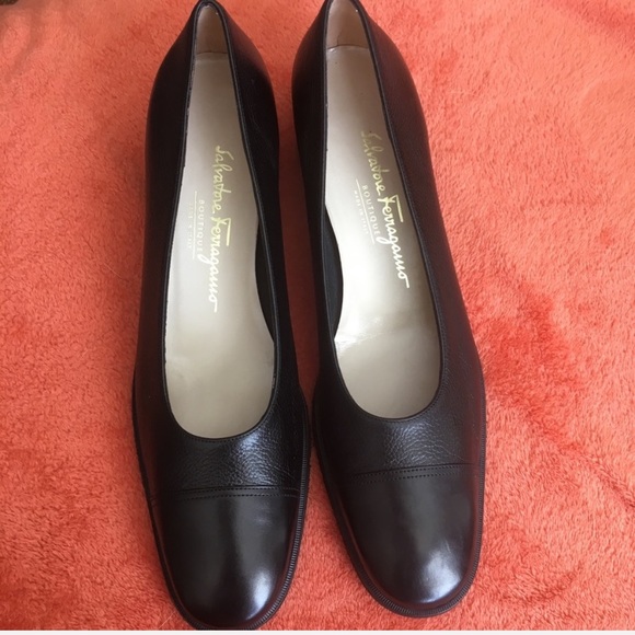 NWOT Salvatore Ferragamo Pebbled Leather Loafers - Picture 2 of 7